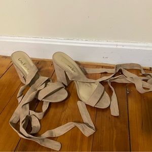 Lulu’s Alta Light Nude Suede Lace-Up Heels- size 7.